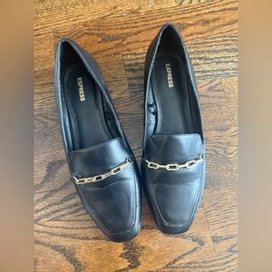 Express Black Loafers with Gold Chain Detail Sz 8